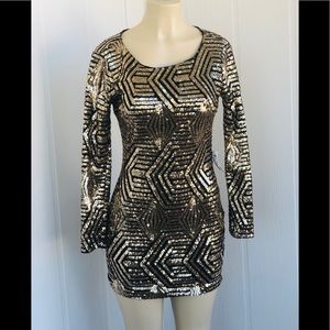 NEW XTAREN black and golden sequin open ba…